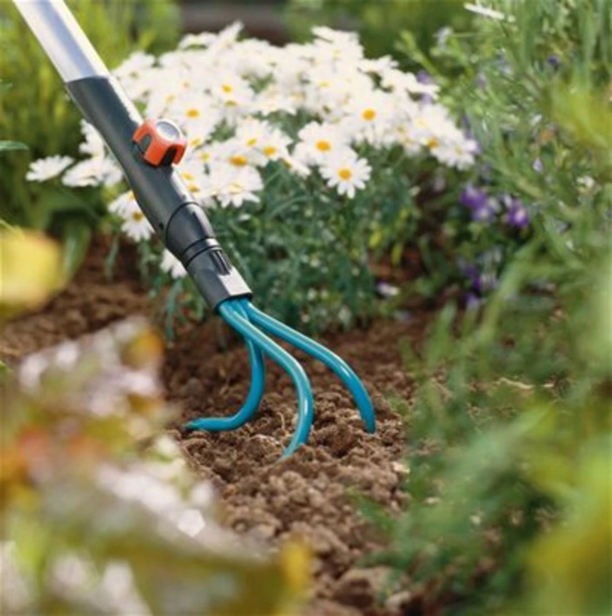 GARDENA Combisysteem Krabber Cultivatior - Werkbreedte 9 Cm - Aanbevolen Steellengte 130 Cm 11 GARDENA Combisysteem Krabber Cultivatior - Werkbreedte 9 Cm - Aanbevolen Steellengte 130 Cm - Image 11