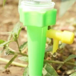 Plant Bewateringssysteem - 12 Stuks - Bewateringsyteem - Watergeefsysteem - Plantenbol - Automatische Gieter - Water Druppelaar - Druppelsysteem - Bewateringssysteem - Druppel Systeem - Water Geef Systeem - Plantenbol 11 Plant Bewateringssysteem - 12 Stuks - Bewateringsyteem - Watergeefsysteem - Plantenbol - Automatische Gieter - Water Druppelaar - Druppelsysteem - Bewateringssysteem - Druppel Systeem - Water Geef Systeem - Plantenbol -Best Garden Tools Store 1198x1200 10