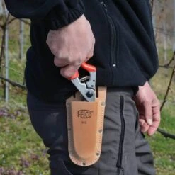 Felco Snoeischaar Holster Leder -Best Garden Tools Store 1200x1200 1155