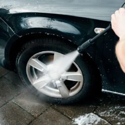 VONROC Hogedrukreiniger V18-1 1800W – 140 Bar – 420 L/h – Incl. 8m Slang, Reinigingsmiddelen Tank En Meer -Best Garden Tools Store 1200x1200 140