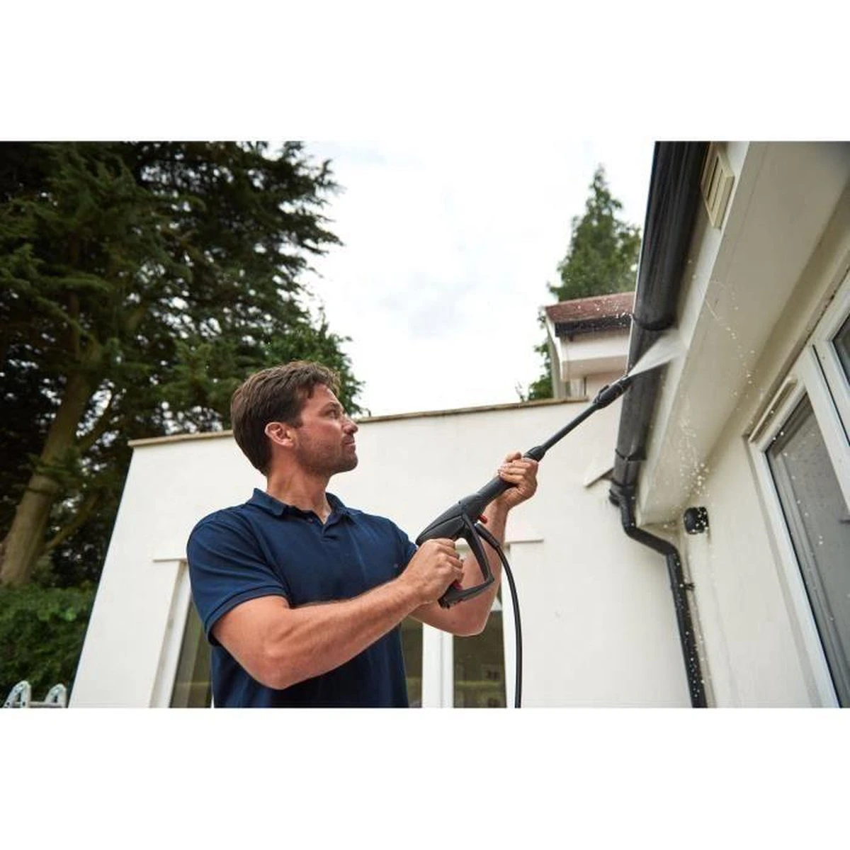 Bosch Universal Aquatak 135 Hogedrukreiniger - Op Snoer - 1900 W - 135 Bar 4 Bosch Universal Aquatak 135 Hogedrukreiniger - Op Snoer - 1900 W - 135 Bar - Image 4