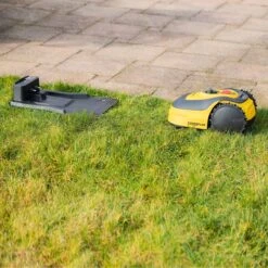 Powerplus POWXG6305 Robotmaaier - 18V - Voor Gazons Tot Ca. 500m² - Maaibreedte 180mm - Incl. Laadstation En Accessoires 19 Powerplus POWXG6305 Robotmaaier - 18V - Voor Gazons Tot Ca. 500m² - Maaibreedte 180mm - Incl. Laadstation En Accessoires -Best Garden Tools Store 1200x1200 272