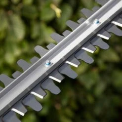 GARDENA - EasyCut 420/45 - Heggenschaar (gemotoriseerd) - Meslengte 45cm - Tandmes Opening 18mm 10 GARDENA - EasyCut 420/45 - Heggenschaar (gemotoriseerd) - Meslengte 45cm - Tandmes Opening 18mm -Best Garden Tools Store 1200x1200 82