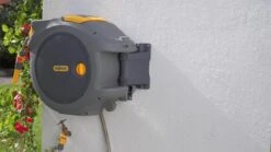 Hozelock AutoReel Slangenhouder / Wandslangbox 20m - Ø12,5mm -Best Garden Tools Store 1200x675 6