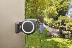 GARDENA - Wandslangenbox RollUp M/L Wit - 25 Meter Slang -Best Garden Tools Store 1200x795 6