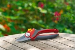 WOLF-Garten Snoeischaar "Premium Plus" RR 4000 - Max. Knipdiameter 22 Mm - Links- En Rechtshandige - Softinleg Handgreep - Snijhoek 30° - Voor Grote Handen - Vervangbare Messen -Best Garden Tools Store 1200x798 21