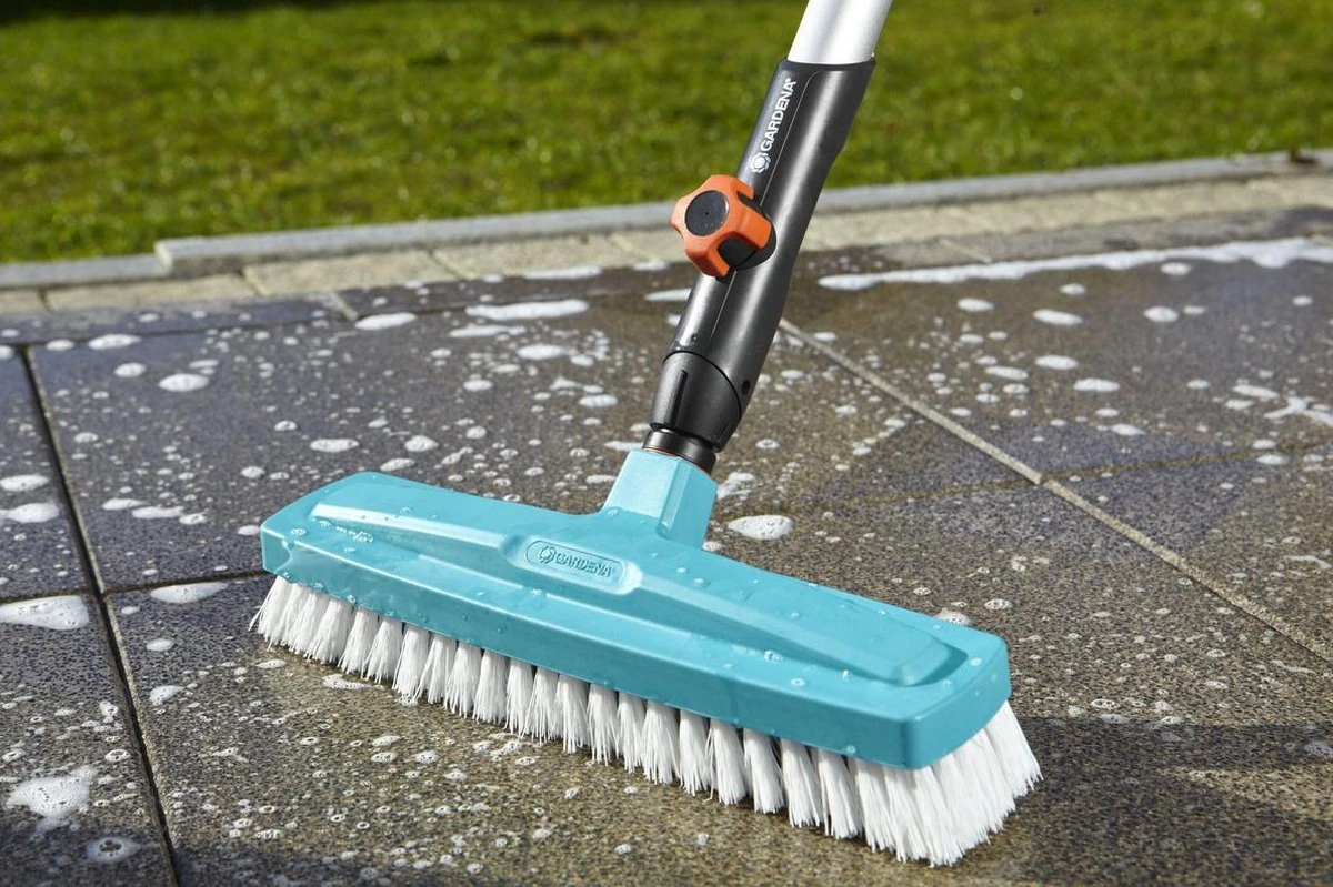 GARDENA Combisysteem - Schrobber - Werkbreedte 30 Cm - Aanbevolen Steellengte 130/150 Cm 4 GARDENA Combisysteem - Schrobber - Werkbreedte 30 Cm - Aanbevolen Steellengte 130/150 Cm - Image 4