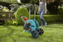 GARDENA - AquaRoll M CleverRoll Easy Slangenwagen - Maximaal 60 Meter - Inklapbare Zwengel -Best Garden Tools Store 1200x799 169