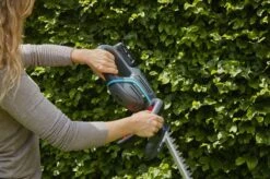 GARDENA - ComfortCut 50/18V-P4A Ready-To-Use Set - Heggenschaar -Best Garden Tools Store 1200x799 242