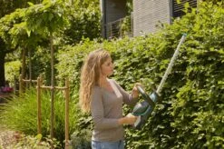 GARDENA - ComfortCut 50/18V-P4A Ready-To-Use Set - Heggenschaar -Best Garden Tools Store 1200x799 245