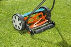 GARDENA Kooimesmaaier 330 Grasmaaier - Maaibreedte 33 Cm - Gazons Tot Ca. 150 M² -Best Garden Tools Store 1200x799 89