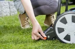 GARDENA Kooimesmaaier 330 Grasmaaier - Maaibreedte 33 Cm - Gazons Tot Ca. 150 M² -Best Garden Tools Store 1200x799 93