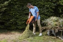 Black & Decker BLACK+DECKER BCMW3318L2-QW Grasmaaier - 18V - 33cm - Incl. 2 Accu's En Lader -Best Garden Tools Store 1200x800 115