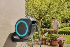 GARDENA - Wandslangbox RollUp M - 20m Slang - 11 Diameter -Best Garden Tools Store 1200x800 210