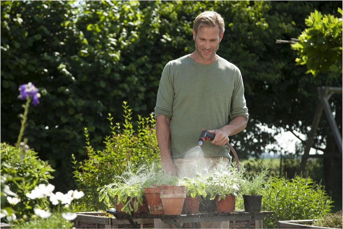 GARDENA - Premium Reinigingssproeier Spuitpistool - Metaal - Voor Reiniging En Bewatering 9 GARDENA - Premium Reinigingssproeier Spuitpistool - Metaal - Voor Reiniging En Bewatering - Image 9