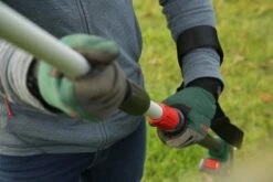 Bosch UniversalHedgePole 18 Heggenschaar Op Steel - Met 18 V Accu En Lader -Best Garden Tools Store 1200x800 361