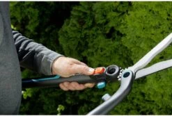 GARDENA - 2 In 1 EnergyCut Heggenschaar - 2.5x Meer Kracht - Totale Lengte 60 Cm 17 GARDENA - 2 In 1 EnergyCut Heggenschaar - 2.5x Meer Kracht - Totale Lengte 60 Cm -Best Garden Tools Store 1200x813 7