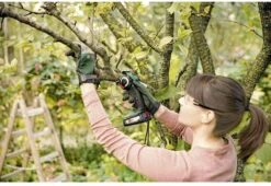 Bosch AdvancedCut 18 Microkettingzaag - Met 1 X 18 V Accu En Lader 13 Bosch AdvancedCut 18 Microkettingzaag - Met 1 X 18 V Accu En Lader -Best Garden Tools Store 1200x825 31