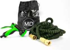 MD-Goods ® Super Sterk Uitrekbare Tuinslang Tot 30 Meter + GRATIS Tas En Koppelstuk - Tuinsproeier - Tuin Besproeien - Waterslang - Sproeikop - Groen - Flexibel Elastisch -Best Garden Tools Store 1200x865 1