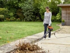 Black & Decker BLACK+DECKER BEBLV301 Bladblazer - Blaas En Zuigfunctie - Rugzak Als Opvangzak -Best Garden Tools Store 1200x900 70
