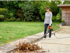 Black & Decker BLACK+DECKER BEBLV300SB-QS Bladblazer - 404 Km/u - 3000W - Zuig-/blaasfunctie - Gesnoerd -Best Garden Tools Store 1200x911 8