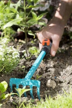 GARDENA Combisystem Handharkje Hark - Werkbreedte 8,5 Cm -Best Garden Tools Store 799x1200 36