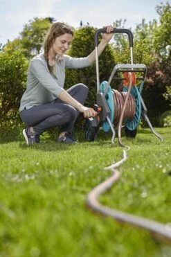 GARDENA - AquaRoll M CleverRoll Easy Slangenwagen - Maximaal 60 Meter - Inklapbare Zwengel -Best Garden Tools Store 799x1200 53