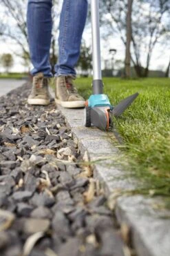 GARDENA Comfort Grasschaar - Op Steel 20 GARDENA Comfort Grasschaar - Op Steel -Best Garden Tools Store 799x1200 81