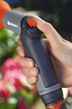 GARDENA Classic Sproeibroes -Best Garden Tools Store 800x1200 115