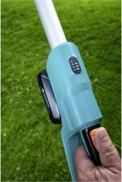 GARDENA - Accu Telescopische Snoeizaag - TCS 20/18 P4A Set - 20cm - 50 Cm ⌀ -Best Garden Tools Store 806x1200 3